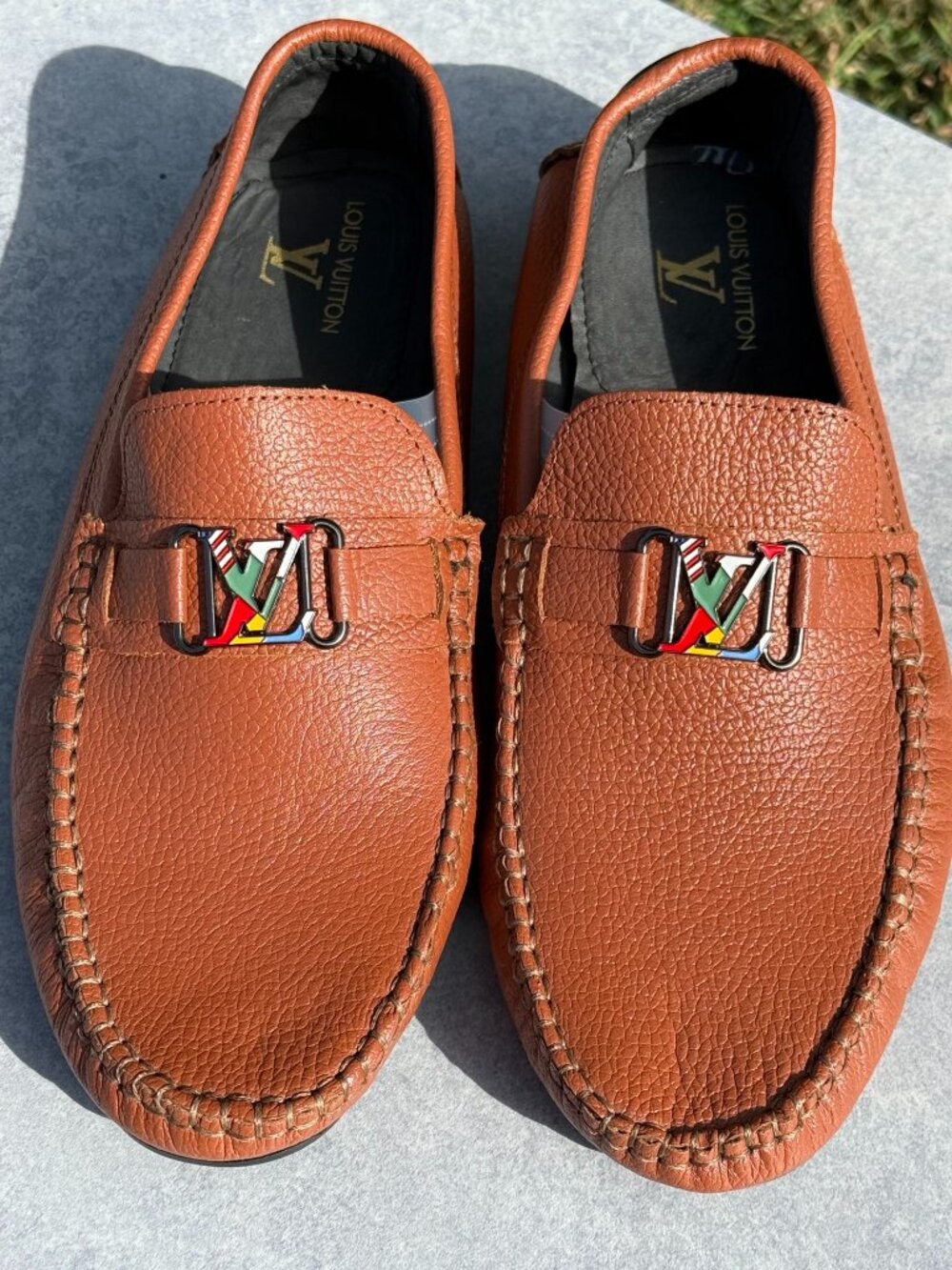Louis Vuitton Mens 10.5 Brown Leather Driving Loafers LV Buckle Quiet Luxury4445